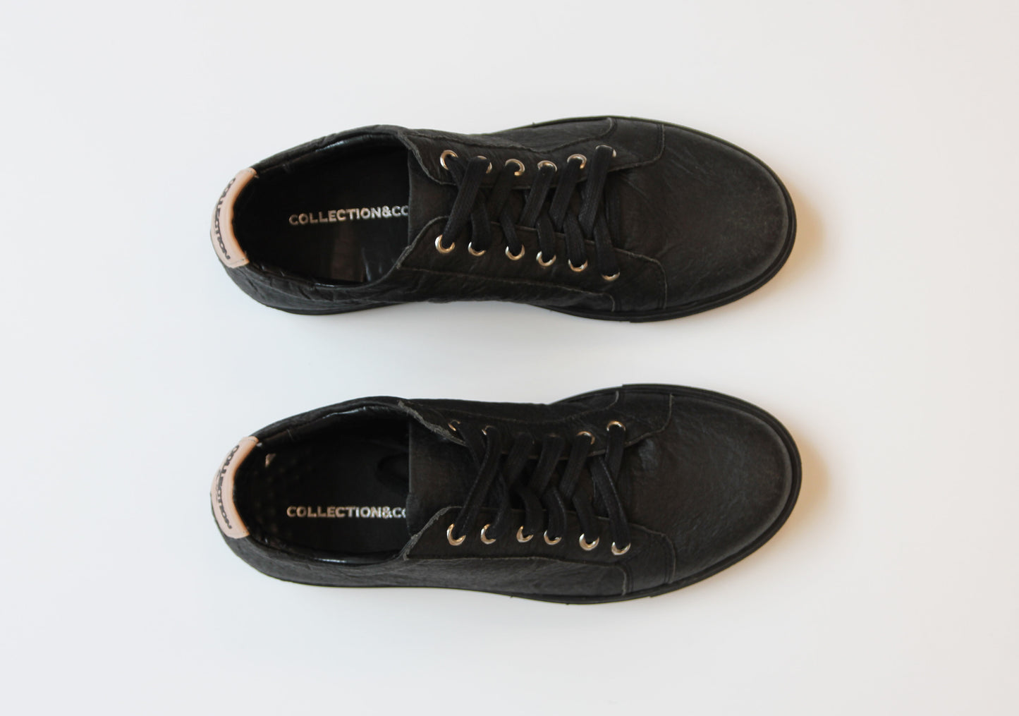 KARPOS Black Piñatex® Unisex Sneaker