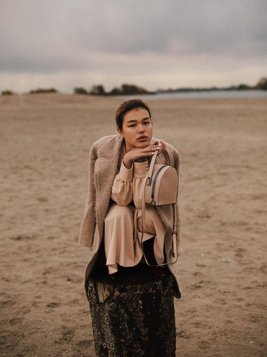 Jewaria Luu - Featured with the MESAIOS bag