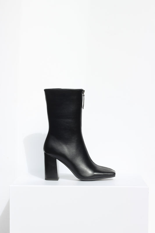 ASTRID, Black Zipper Boot